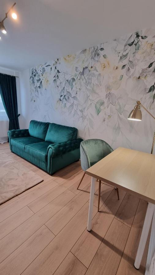 Central Residence Bacau Bagian luar foto